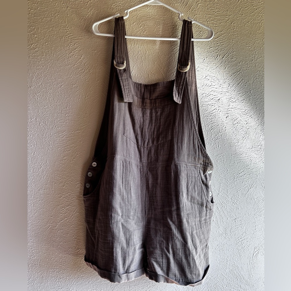 Normal Brand | Kalo Shortall